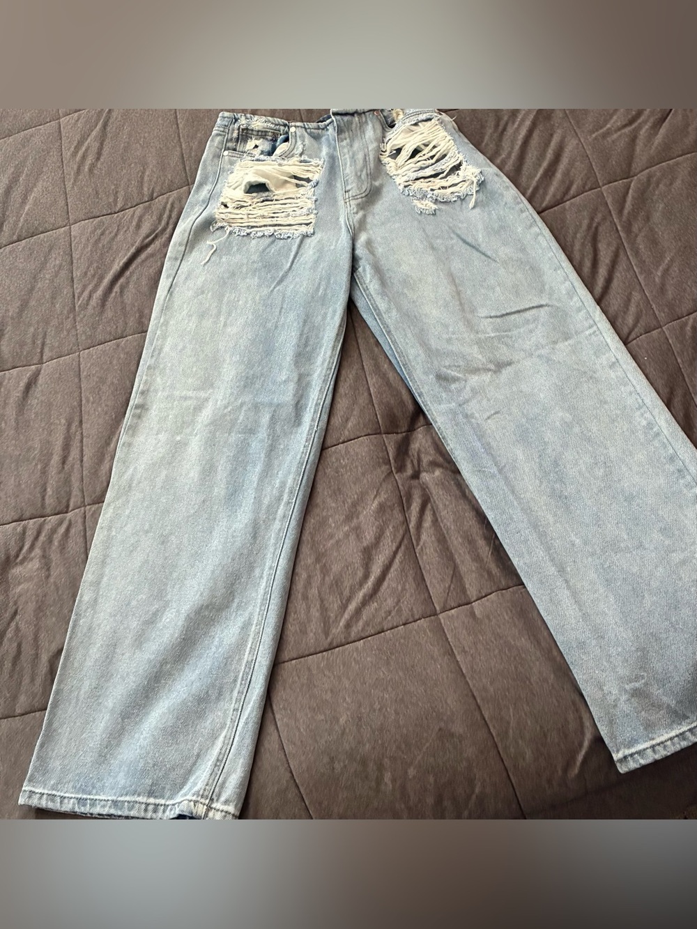 PrettyLittleThing Light Blue Distressed Relaxed Jeans